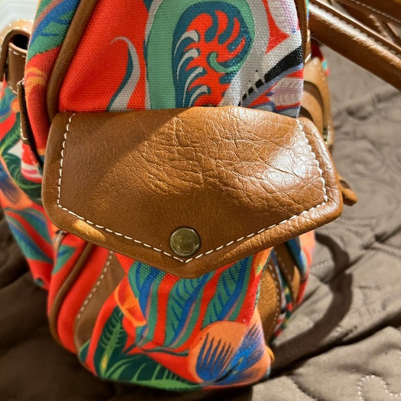 Great condition Desigual bag multi colour with camel leather and top zipper - Picture 4 of 8